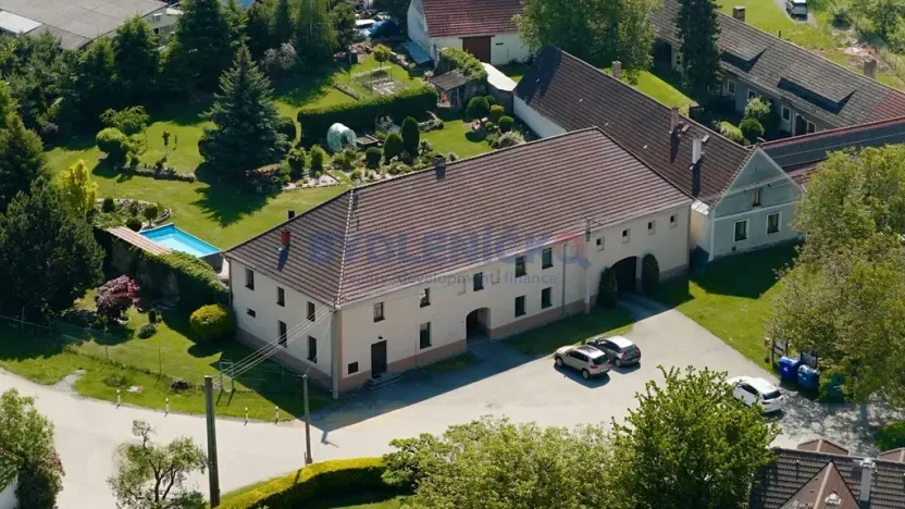 Prodej rodinného domu, Kamenný Újezd, 402 m2