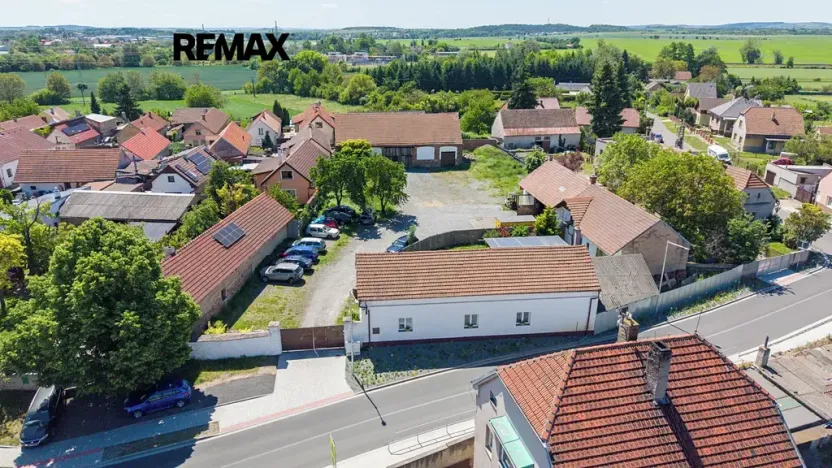 Prodej rodinného domu, Pečky, Pečecká, 140 m2