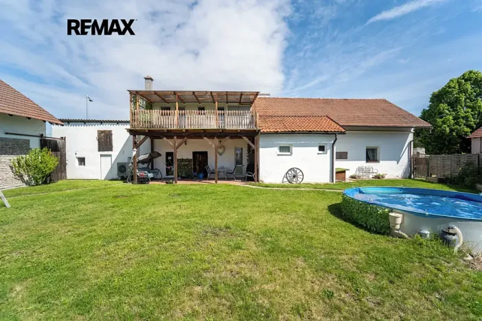 Prodej rodinného domu, Pečky, Pečecká, 140 m2