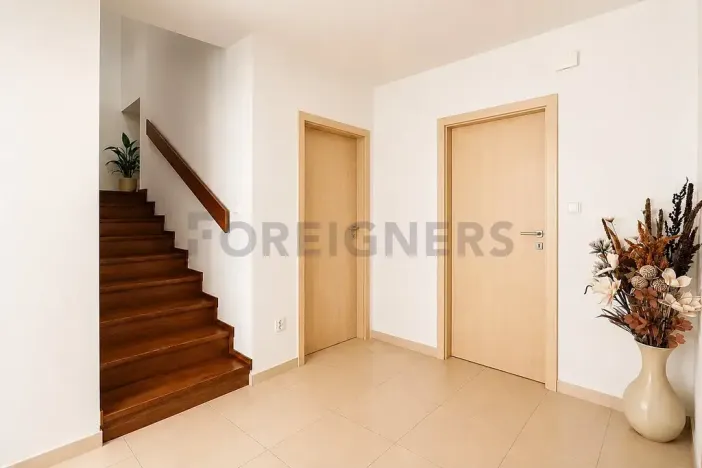 Pronájem rodinného domu, Křenovice, Široká, 210 m2