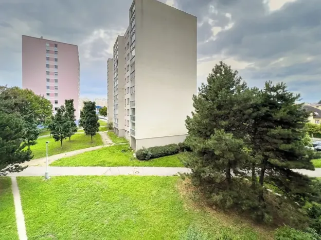 Prodej bytu 1+kk, Praha - Háje, Matúškova, 31 m2