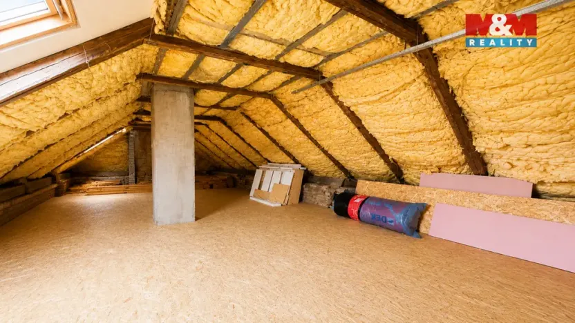 Prodej rodinného domu, Plaňany, Komenského, 92 m2