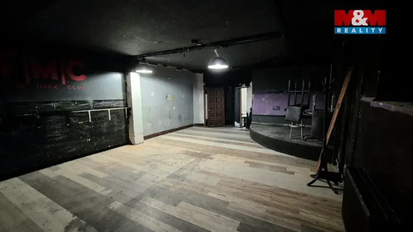 Pronájem obchodního prostoru, Kladno, T. G. Masaryka, 157 m2
