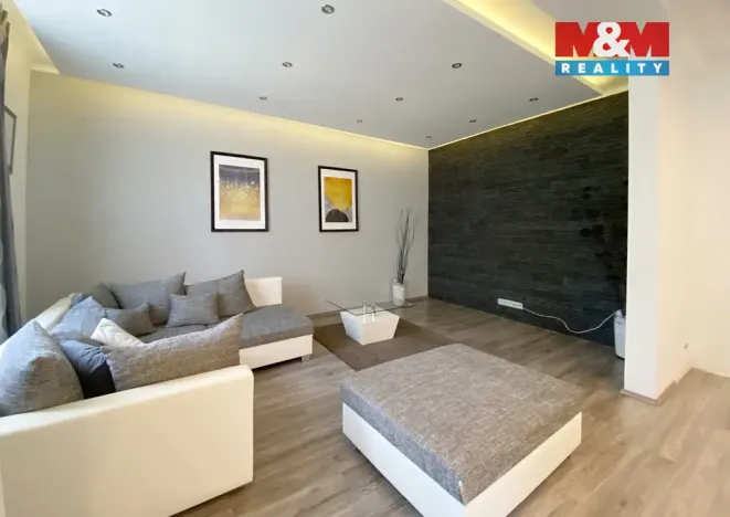 Pronájem bytu 3+kk, Praha - Střešovice, U střešovických hřišť, 95 m2