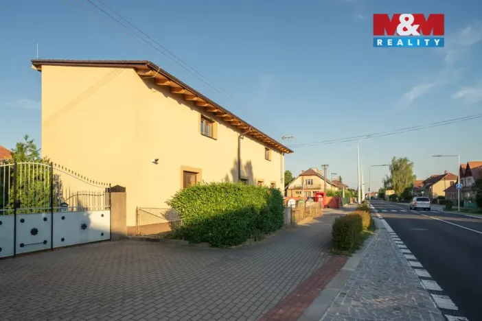 Prodej obchodního prostoru, Lázně Bohdaneč, Škroupova, 202 m2