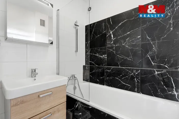 Prodej bytu 3+1, Praha - Strašnice, Tuklatská, 72 m2