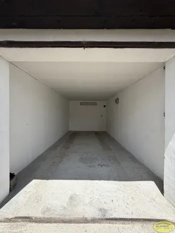 Pronájem garáže, Kroměříž, Skopalíkova, 20 m2