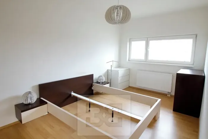 Pronájem bytu 2+kk, Praha - Hlubočepy, Högerova, 59 m2