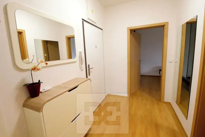 Pronájem bytu 2+kk, Praha - Hlubočepy, Högerova, 59 m2
