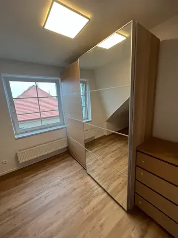 Pronájem bytu 4+kk, Praha - Kobylisy, Klíčanská, 93 m2