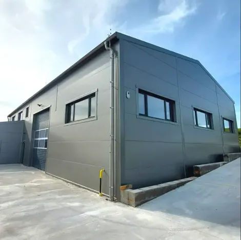 Pronájem skladu, Praha, Přátelství, 1100 m2