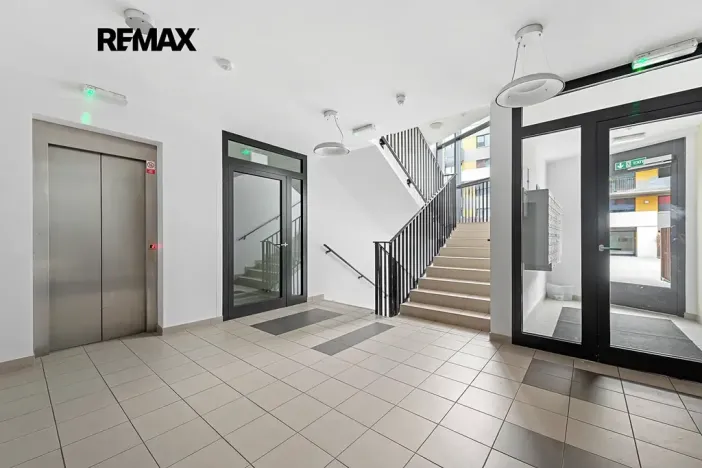 Prodej bytu 2+kk, Praha - Hlubočepy, Devonská, 64 m2