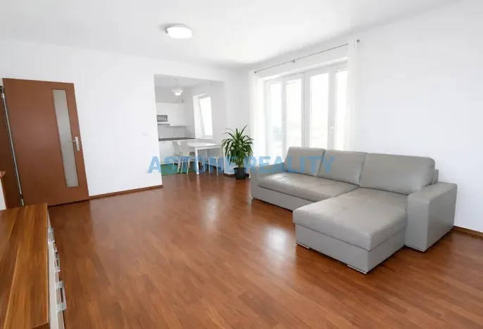 Prodej bytu 2+kk, Praha - Dolní Počernice, Národních hrdinů, 62 m2