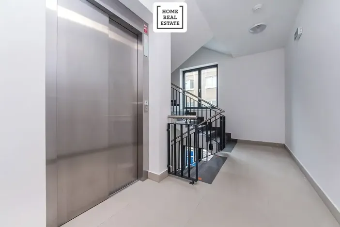 Prodej bytu 1+kk, Praha - Smíchov, Pod Barvířkou, 36 m2