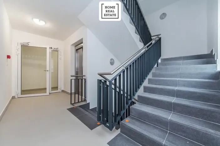 Prodej bytu 1+kk, Praha - Smíchov, Pod Barvířkou, 44 m2