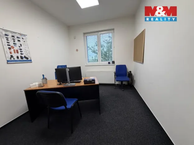 Pronájem obchodního prostoru, Tábor, U Čápova dvora, 415 m2