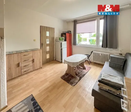 Pronájem bytu 1+1, Litoměřice, Topolčianská, 36 m2