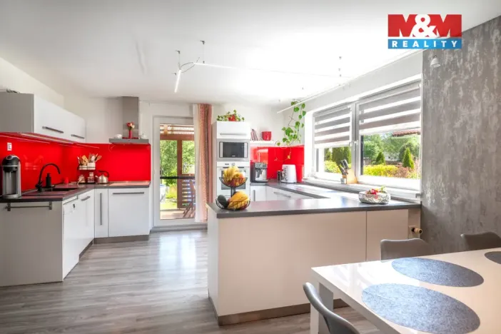 Prodej rodinného domu, Volary, Budějovická, 240 m2