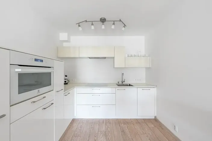 Pronájem bytu 2+kk, Praha - Karlín, U Mlýnského kanálu, 58 m2