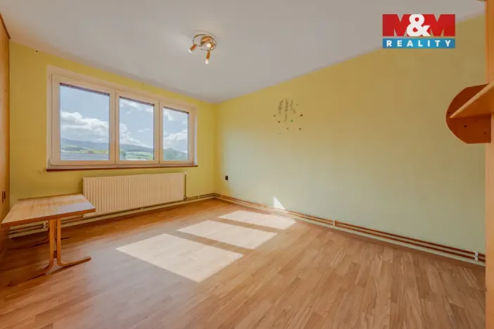Prodej bytu 4+1, Střelná, 82 m2