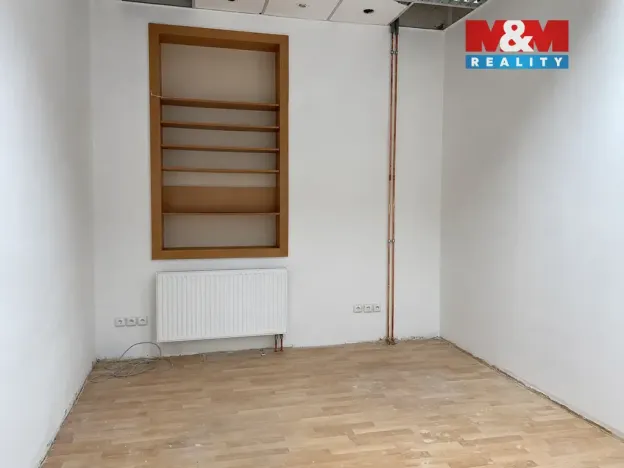 Pronájem obchodního prostoru, Ostrava, 28. října, 62 m2