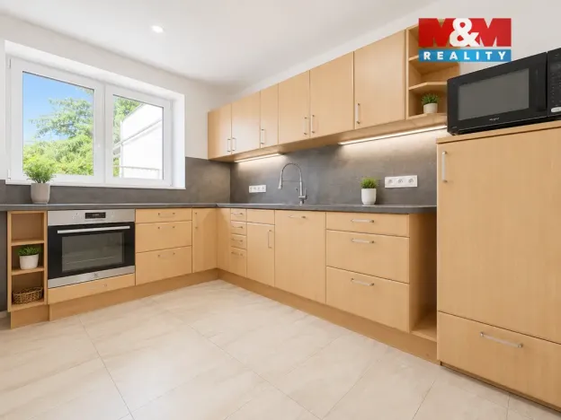 Prodej rodinného domu, Brno - Líšeň, Fučíkova, 165 m2