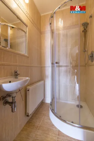 Prodej rodinného domu, Třebestovice, V zákruží, 280 m2