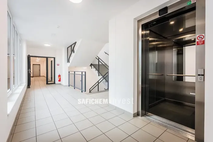Prodej bytu 1+kk, Praha - Strašnice, Třebohostická, 49 m2