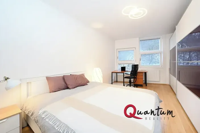 Pronájem bytu 3+kk, Praha - Smíchov, Na Zatlance, 80 m2