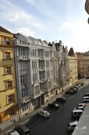 Pronájem bytu 3+kk, Praha - Vinohrady, Polská, 86 m2