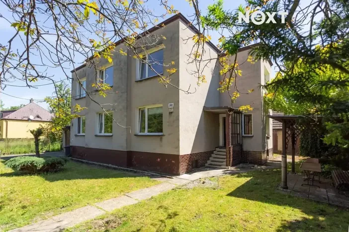 Prodej rodinného domu, Karviná, nám. Ondry Foltýna, 180 m2
