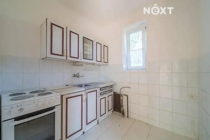 Prodej rodinného domu, Karviná, nám. Ondry Foltýna, 180 m2
