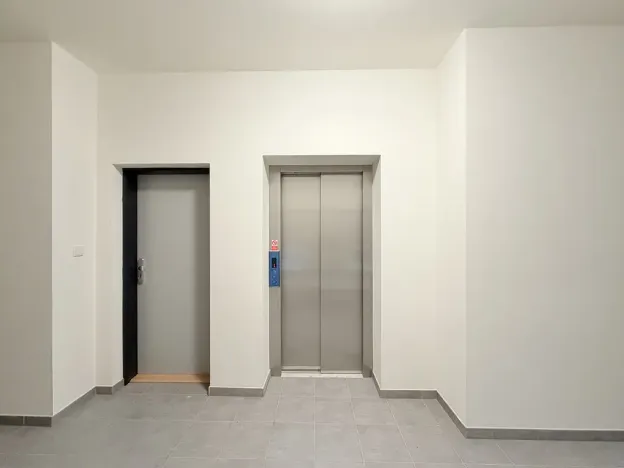 Pronájem bytu 2+kk, Milovice - Mladá, Slepá, 57 m2