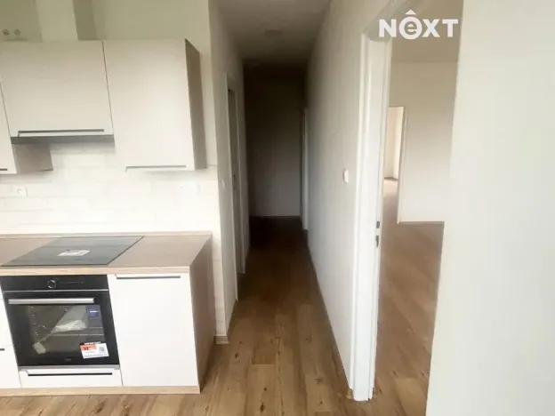 Pronájem bytu 2+1, Jindřichův Hradec, sídliště Vajgar, 65 m2
