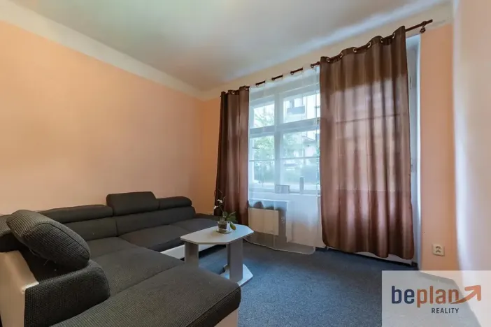 Pronájem bytu 2+1, Karlovy Vary, Moskevská, 60 m2