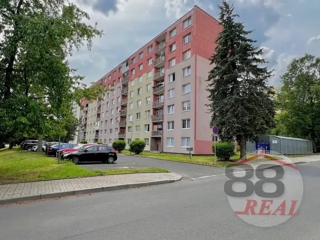 Prodej bytu 2+1, Klášterec nad Ohří, Školní, 49 m2