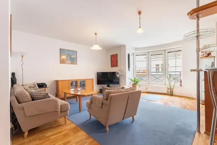Prodej bytu 4+1, Praha - Žižkov, V kapslovně, 100 m2