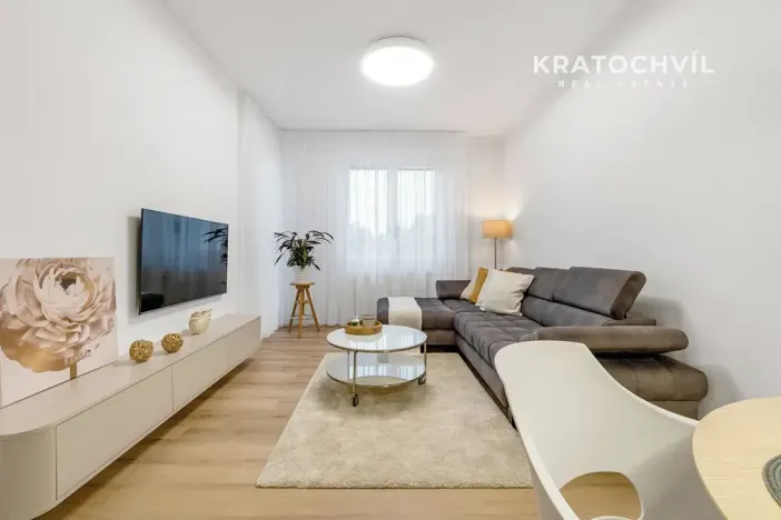 Prodej bytu 2+kk, Vestec, U Strouhy, 41 m2