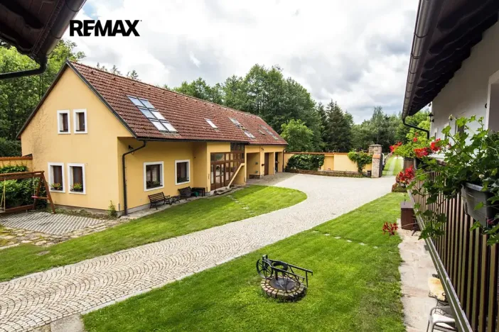 Prodej zemědělské usedlosti, Strmilov, Samota, 550 m2