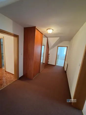 Prodej rodinného domu, Poříčany, U Koupaliště, 200 m2