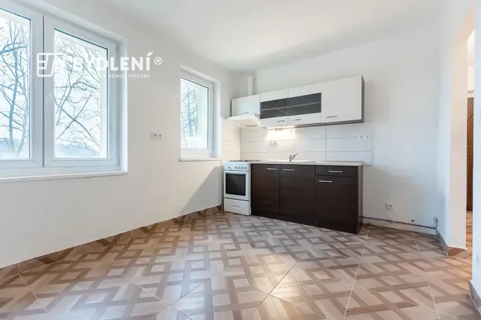 Pronájem bytu 2+1, Teplice, Bílinská, 55 m2