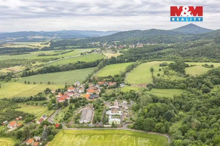 Prodej zemědělské usedlosti, Žalany - Lelov, 18052 m2