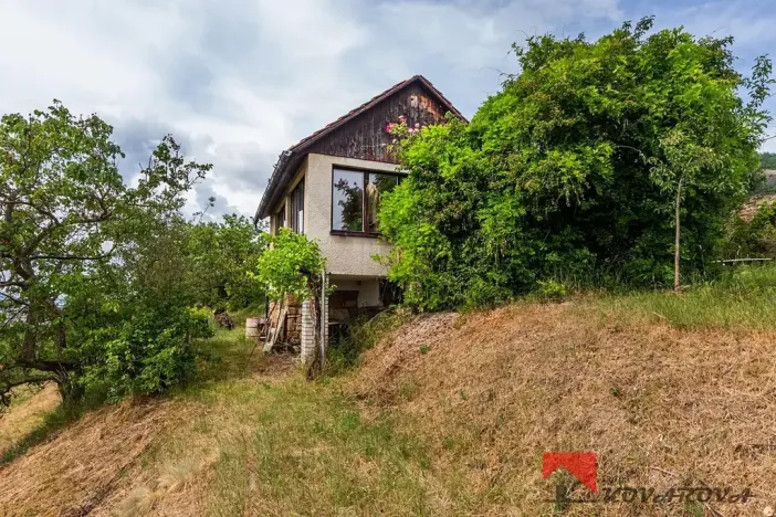 Prodej pozemku pro bydlení, Žalhostice, 2627 m2