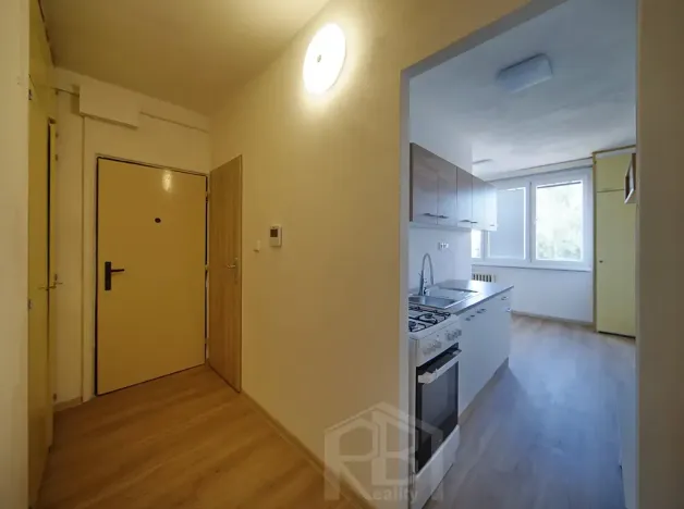 Prodej bytu 2+1, Jindřichův Hradec, sídliště Vajgar, 61 m2