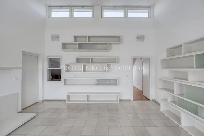 Prodej ubytování, Křižanov, Benešovo náměstí, 530 m2