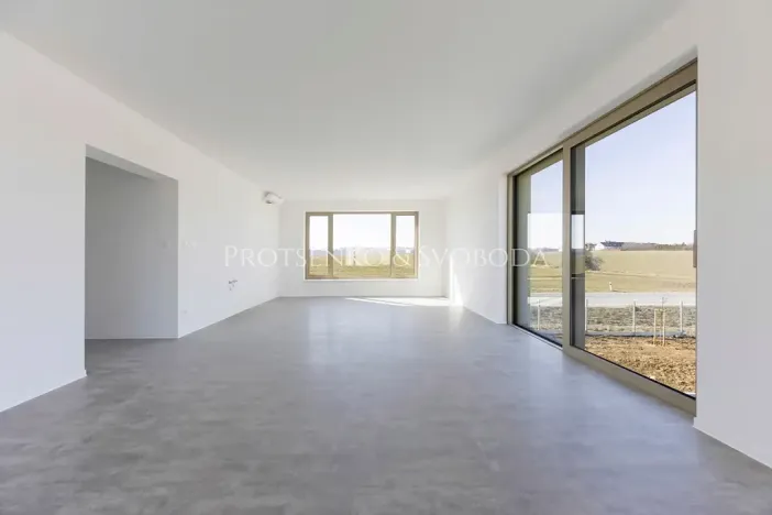 Pronájem kanceláře, Velká Bíteš, 937 m2