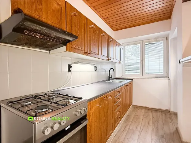 Prodej bytu 1+1, Božičany, 39 m2