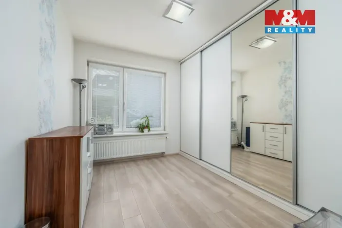 Prodej bytu 3+kk, Včelná, Dolní, 63 m2