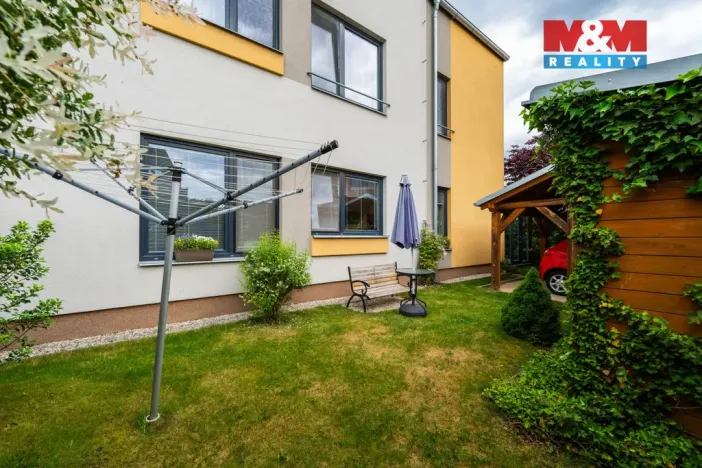 Prodej bytu 3+kk, Včelná, Dolní, 63 m2