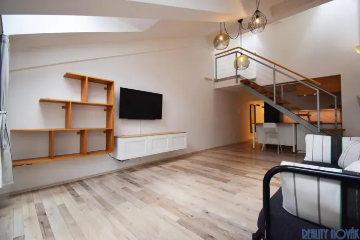 Pronájem bytu 2+kk, Praha - Lochkov, U sladovny, 63 m2